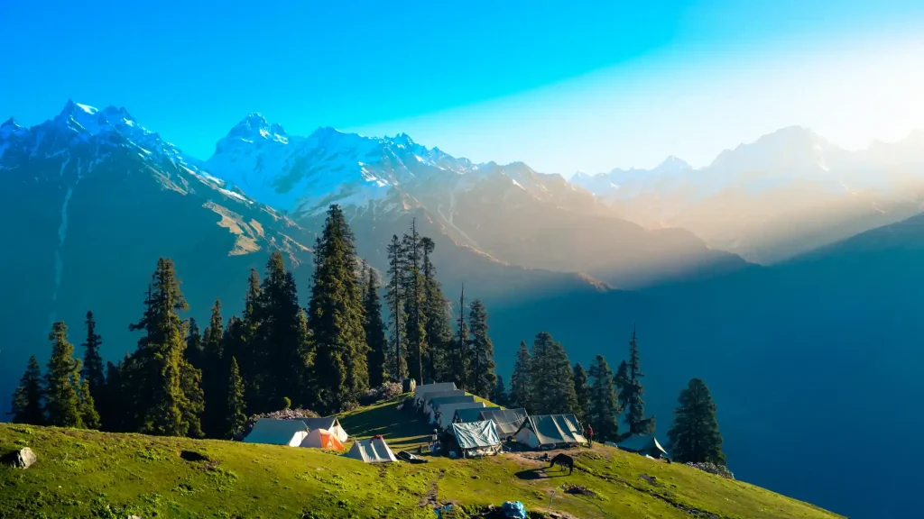 7 Best Tourist Places in India 6 Best Tourist Places in India; Himachal Pradesh